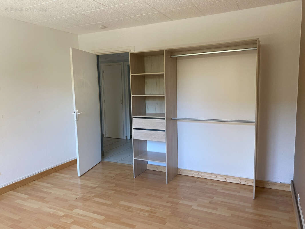 Appartement T3 avec cave, Rue Albert de Mun 26000 VALENCE - photo 9