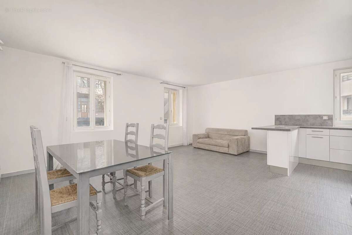 Appartement Duplex T3 Vieille Chapelle 2 chambres grand séjour - photo 7