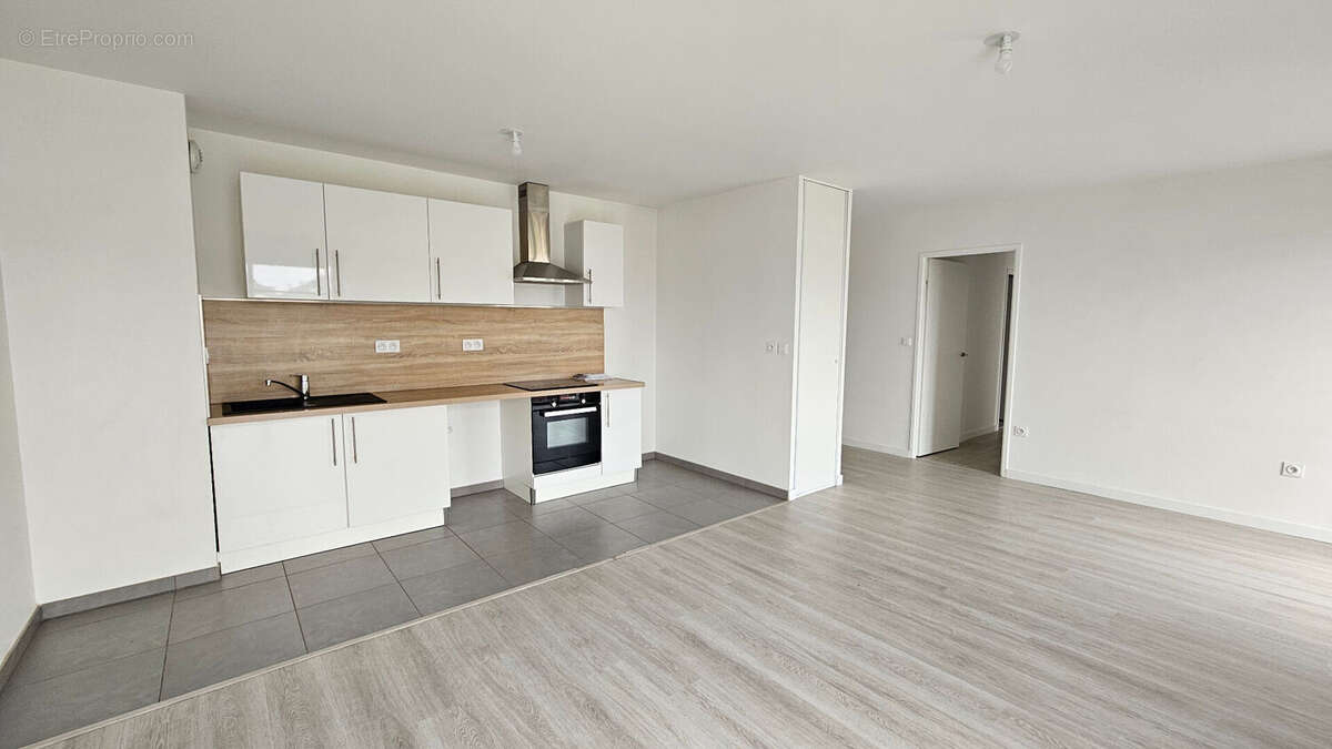 Appartement à SAINT-CYR-SUR-LOIRE