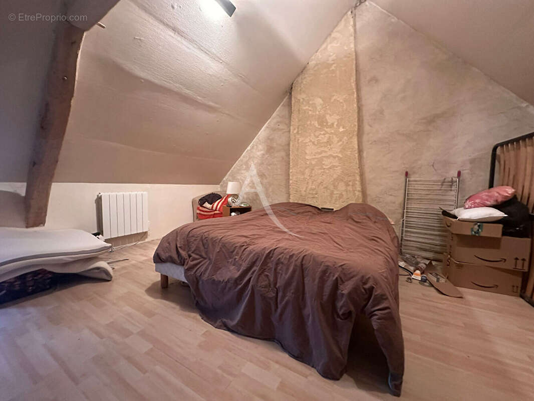 Maison à PRENOUVELLON