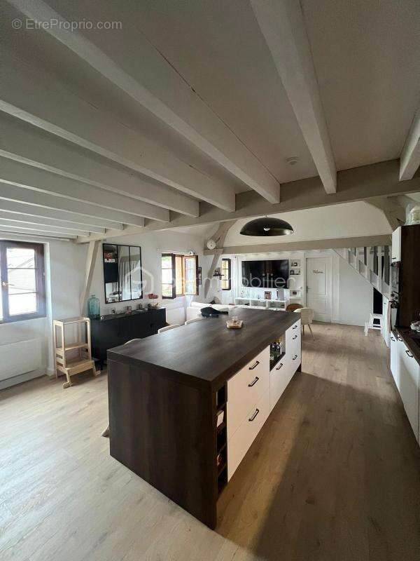 Appartement à SERVON