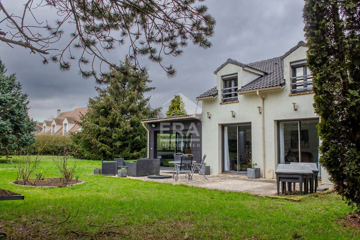 Maison à LES ALLUETS-LE-ROI