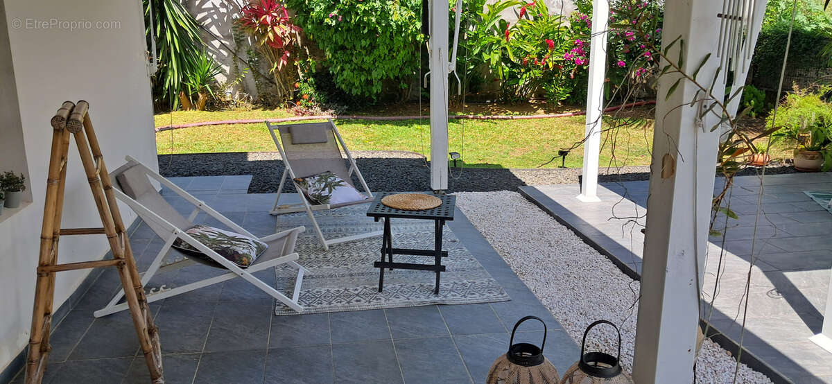 Maison à PETIT-BOURG