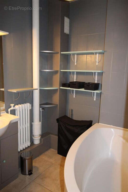 Appartement à PARIS-20E