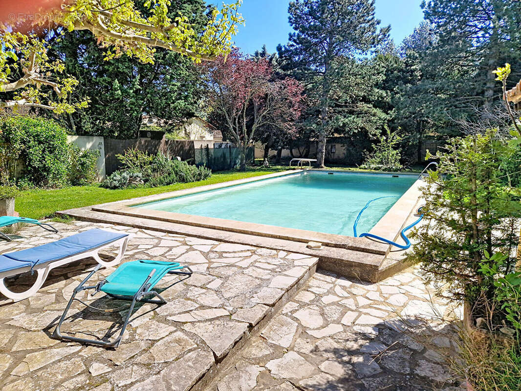 Maison à LES ANGLES