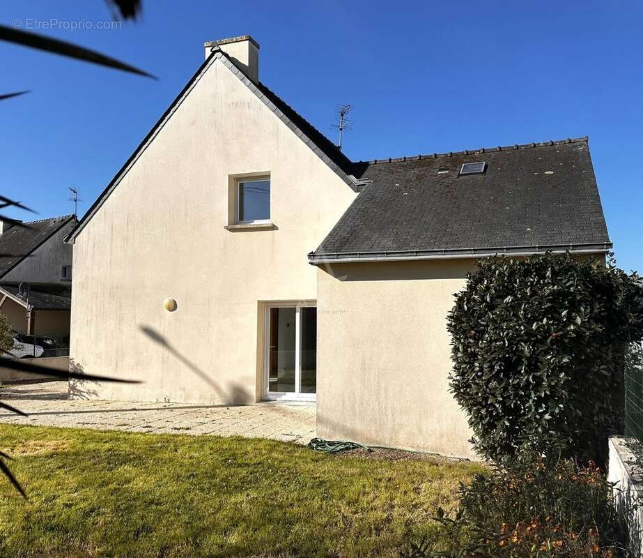 Maison à LOCOAL-MENDON