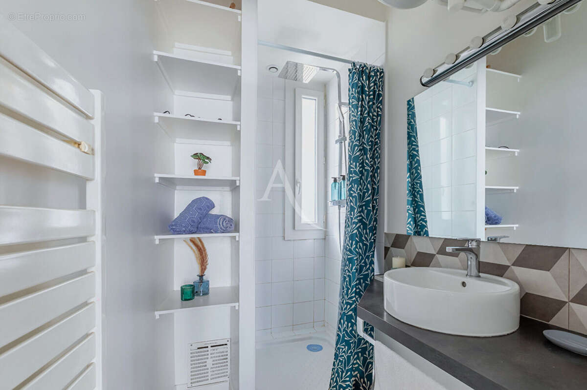 Appartement à ASNIERES-SUR-SEINE