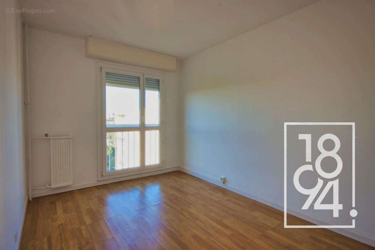 Appartement à MARSEILLE-10E