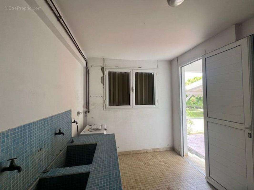 Maison à LE LAMENTIN