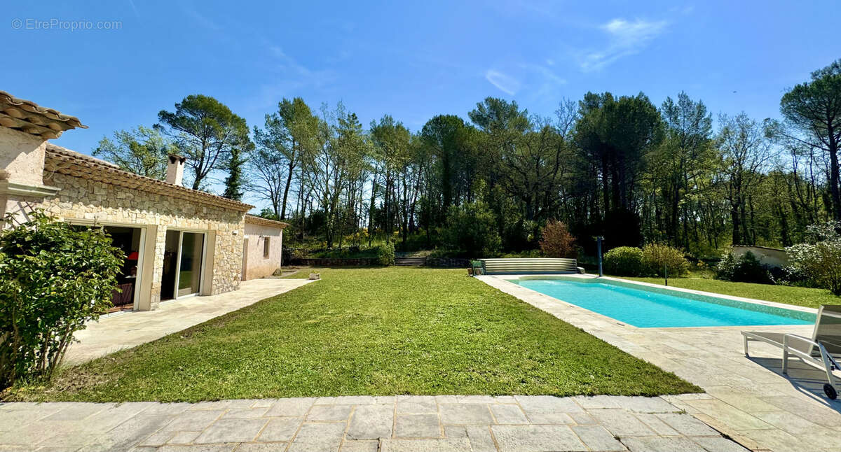 Maison à FAYENCE