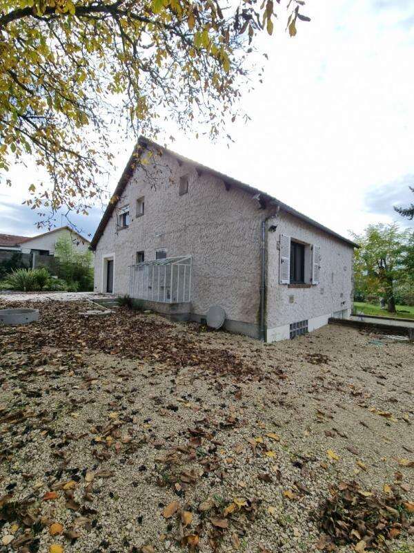 Maison à LES BORDES