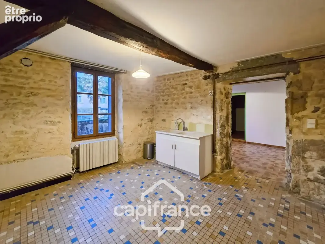 URZY (58) – Maison de caractère 133 m² aux multiples possibilités - photo 4