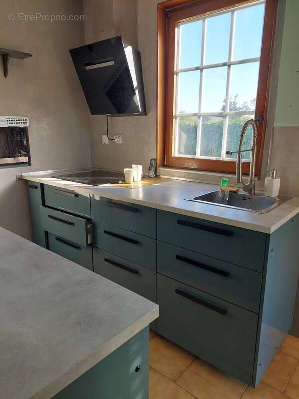 Maison à MONTBRUN-BOCAGE