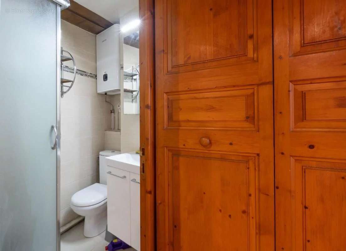 Appartement à PARIS-11E