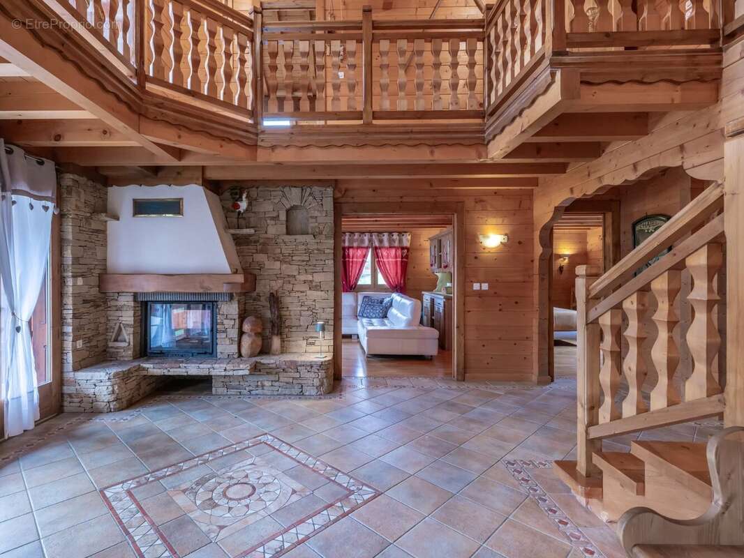 Maison à CHATEL