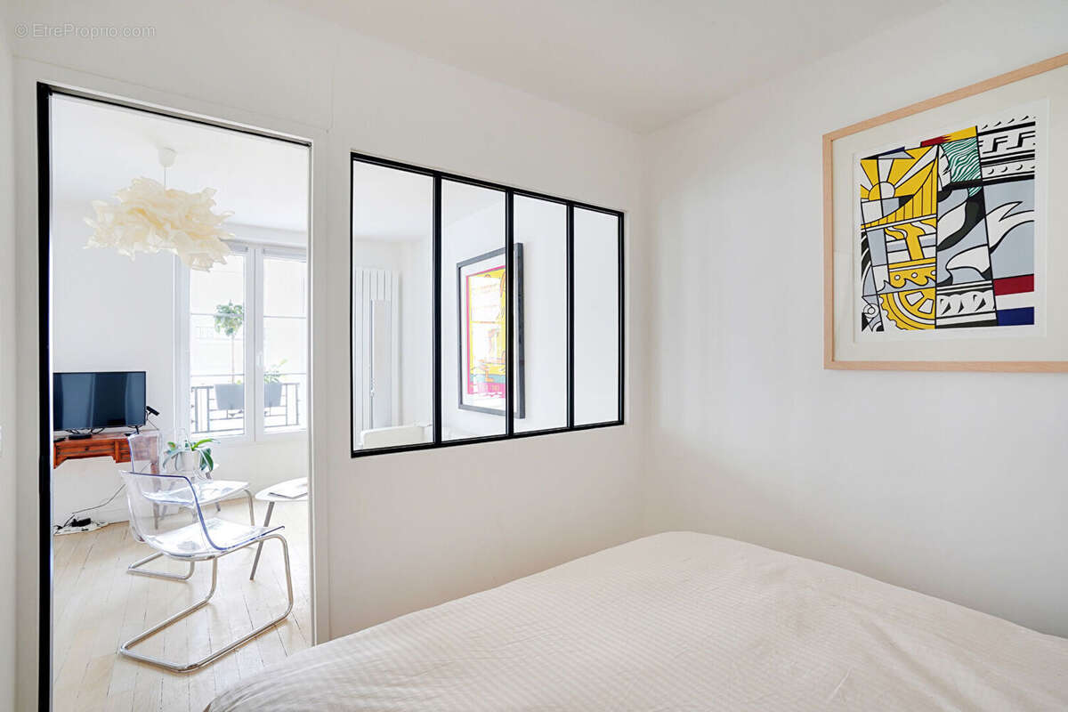 Appartement à PARIS-1E