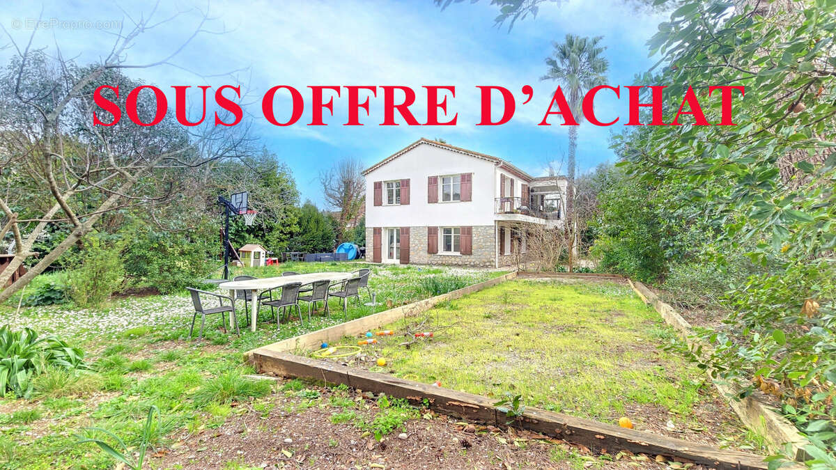 Maison à LE CANNET