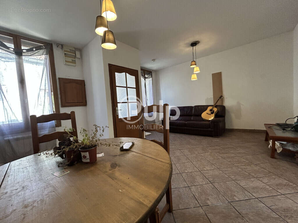 Maison à SAINT-POL-SUR-TERNOISE