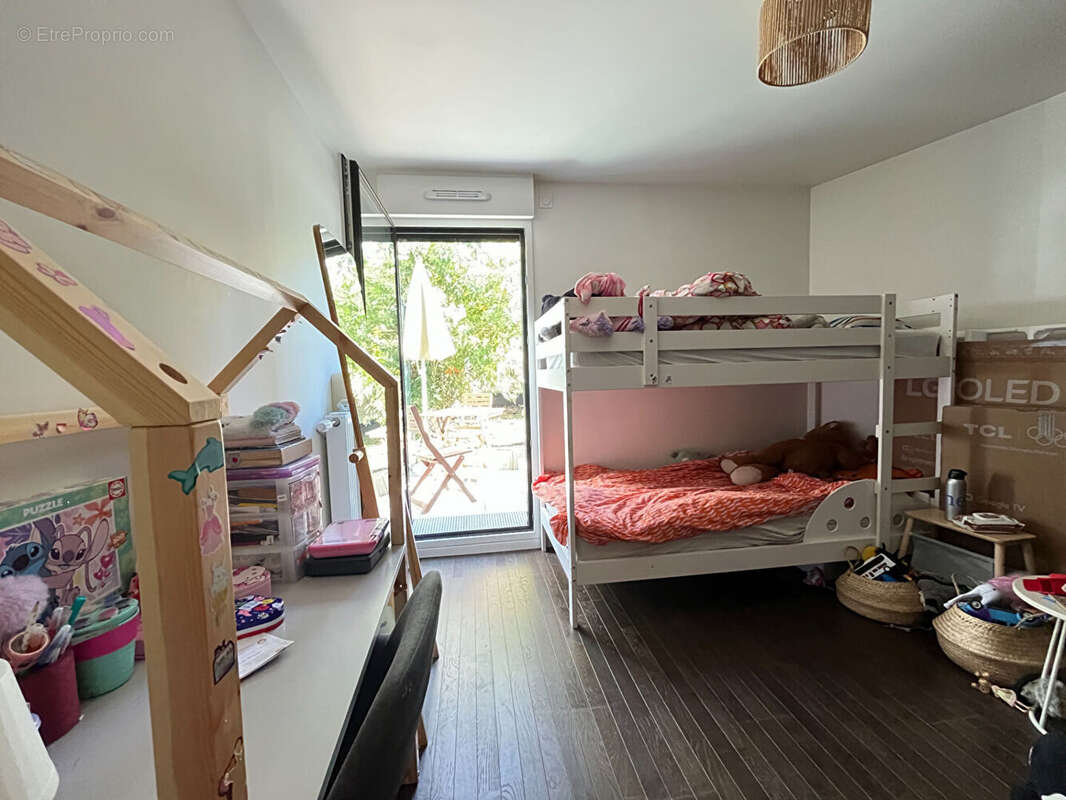 Appartement à SURESNES
