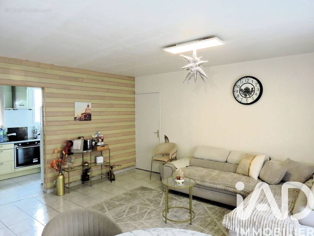 Photo 1 - Appartement à MONTIGNY-LE-BRETONNEUX
