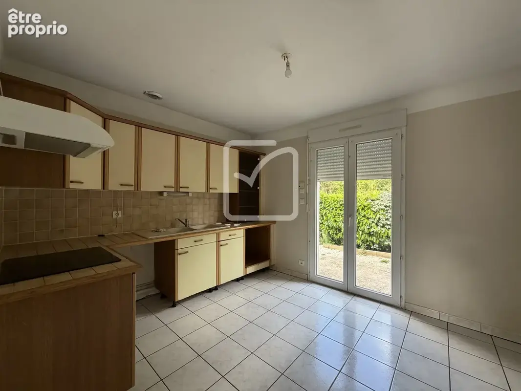 Maison 120 m2   3 chambres avec rangements   balcon, jardin et sous-sol   Exclusivité Poitiers Sud - photo 4