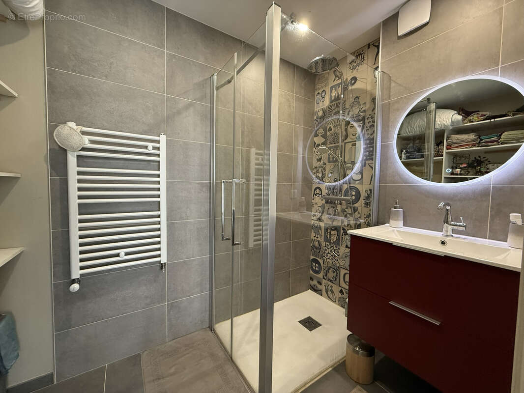 Maison à SAINT-SEBASTIEN-SUR-LOIRE