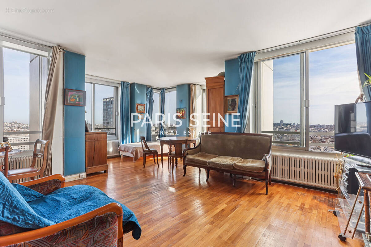 Appartement à PARIS-15E