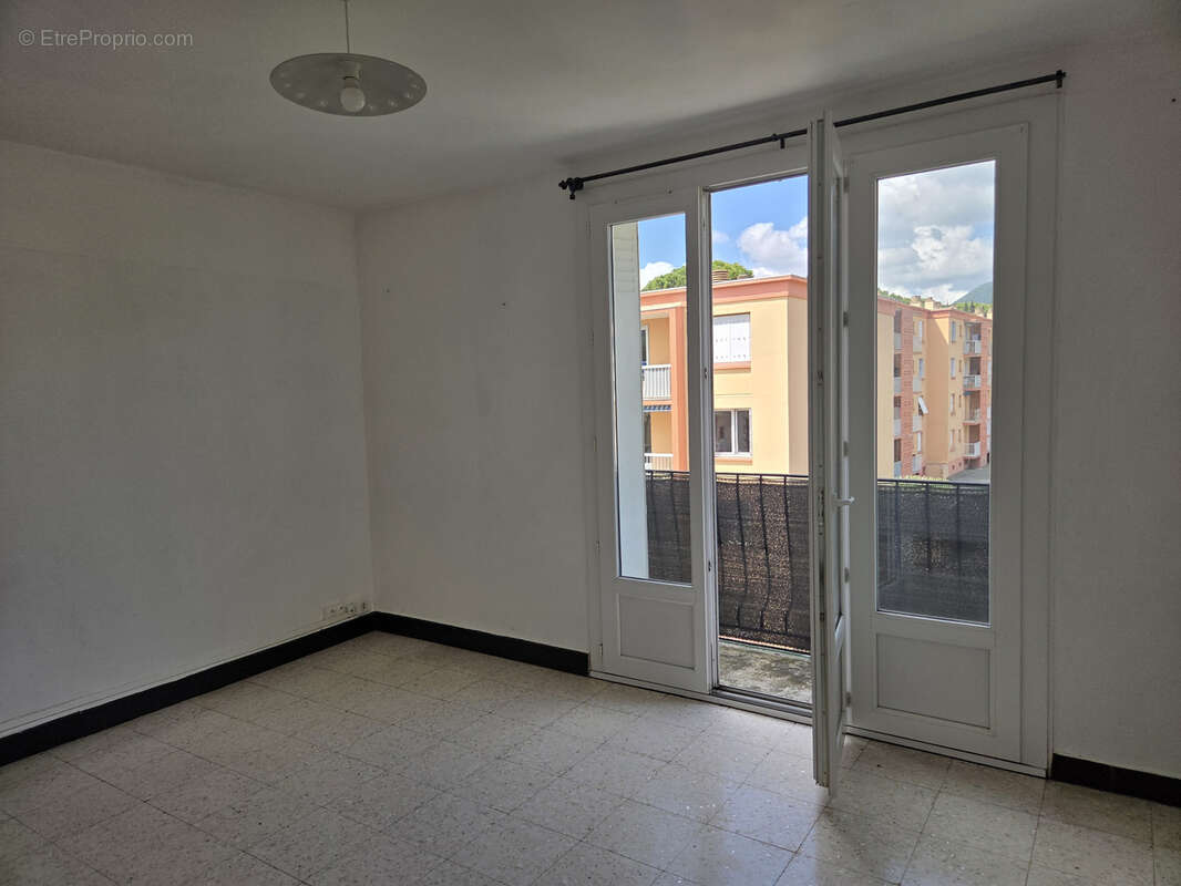 Appartement à NYONS