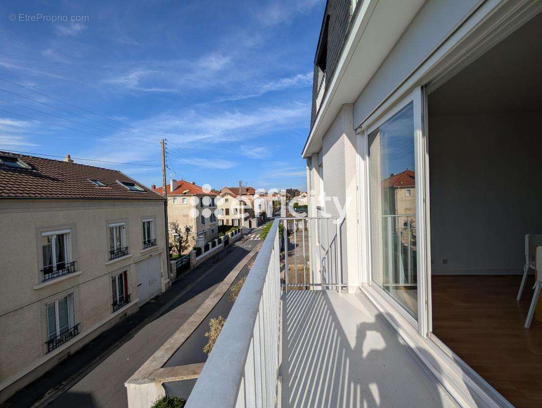 Appartement à GROSLAY