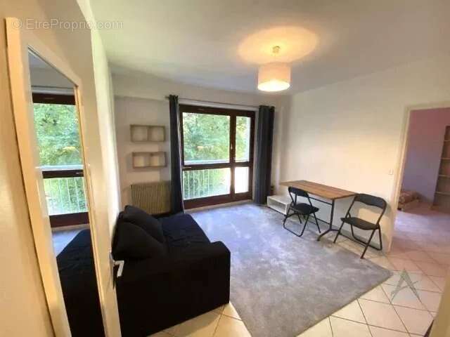 Appartement à JACOB-BELLECOMBETTE