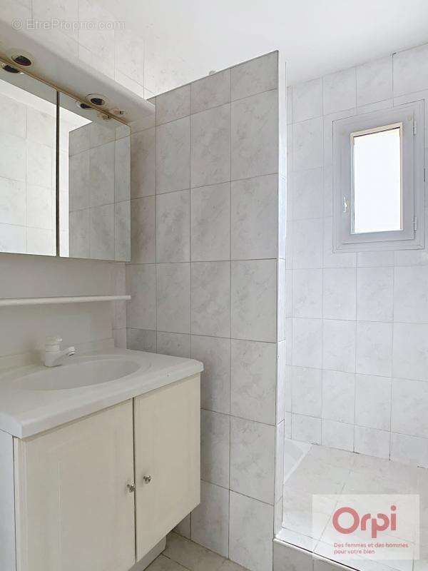 Maison à ISSY-LES-MOULINEAUX