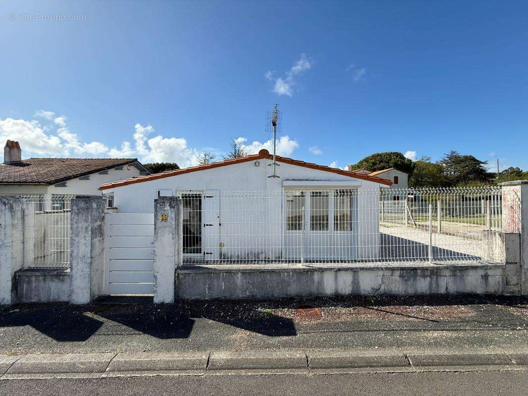 Maison à SAINT-PALAIS-SUR-MER