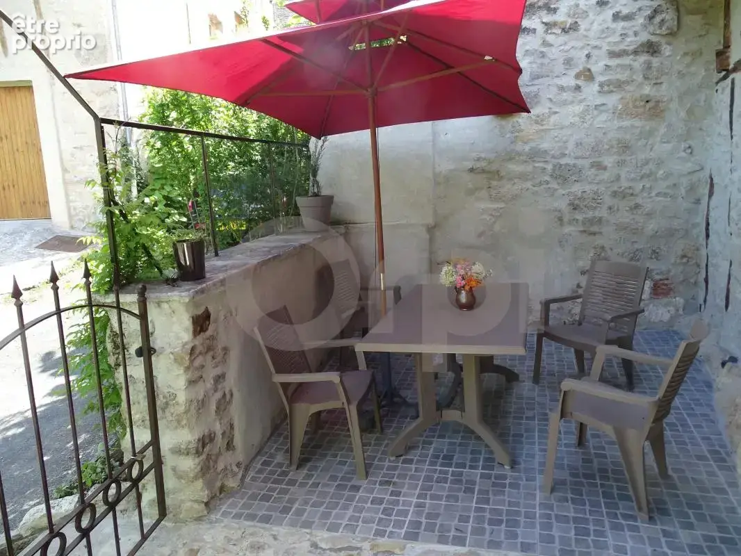 Authentique maison rénovée en pierre – Terrasson - photo 2