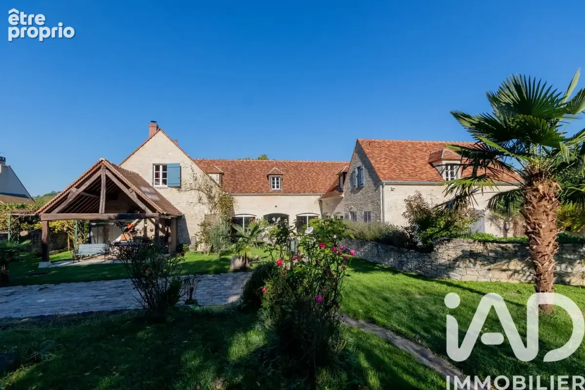 Photo 1 - Maison à VIENNE-EN-ARTHIES
