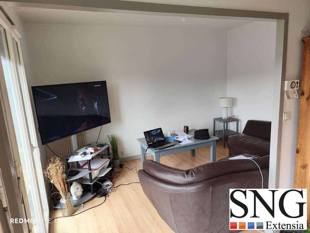 Salon - Appartement à PERIGUEUX