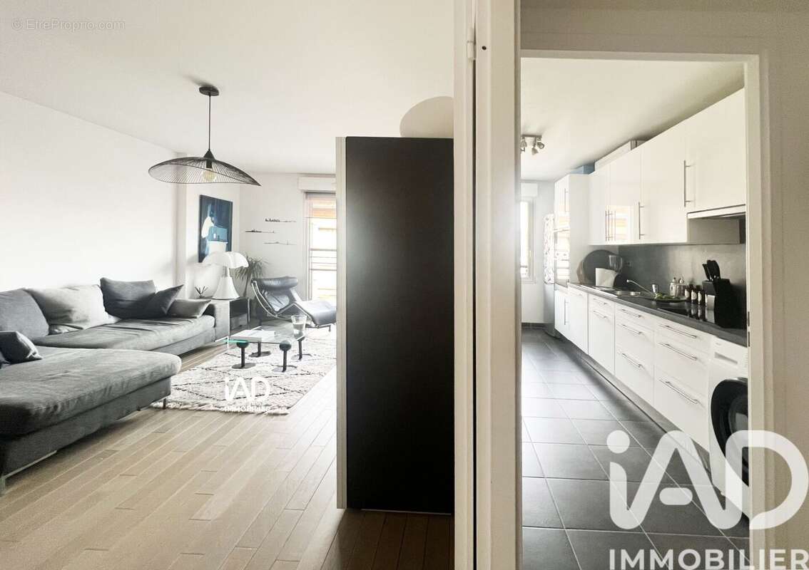 Photo 5 - Appartement à SURESNES