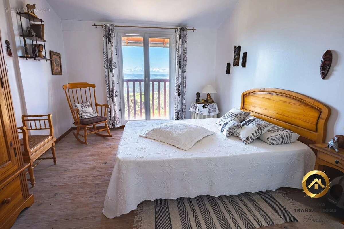 Propriété d’exception avec vue panoramique à 360° sur les Pyrénées ! - photo 13