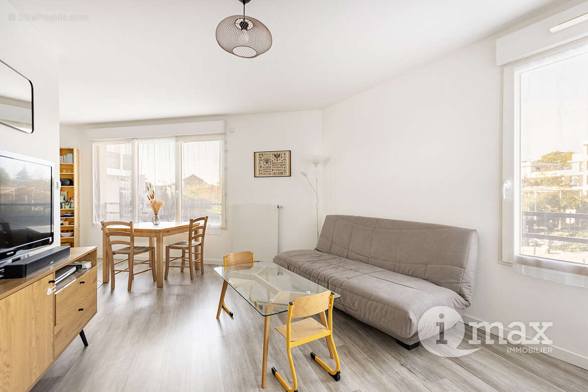 Appartement à BOIS-COLOMBES