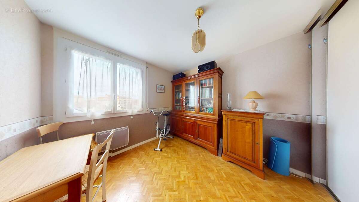 Appartement à LYON-8E