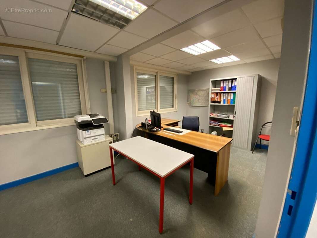 54833519g.jpg - Commerce à SERRES-CASTET