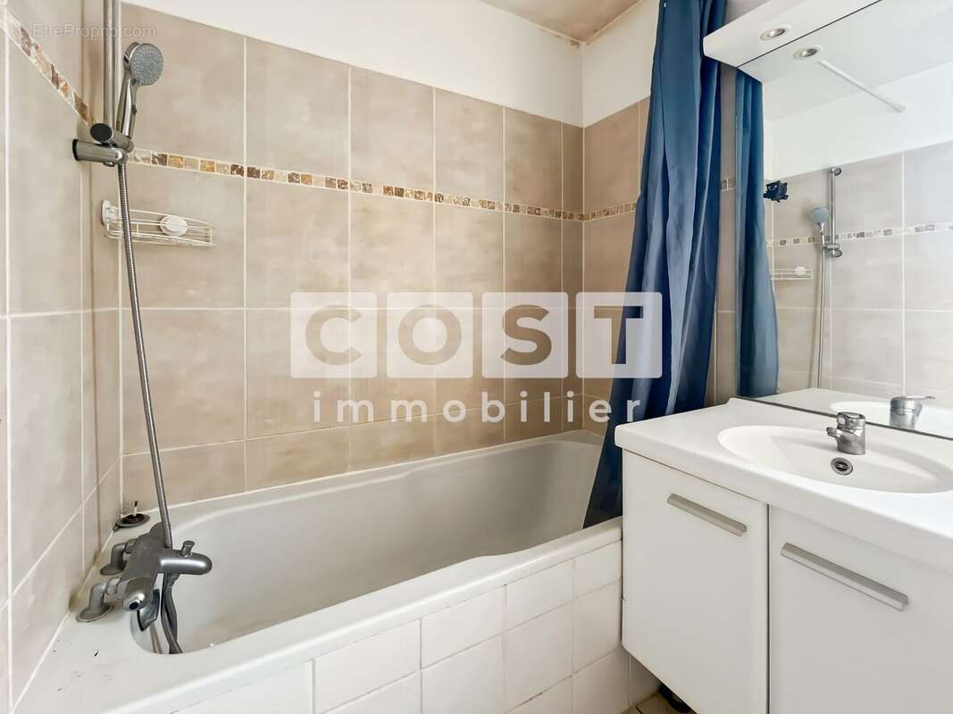 Appartement à GENNEVILLIERS