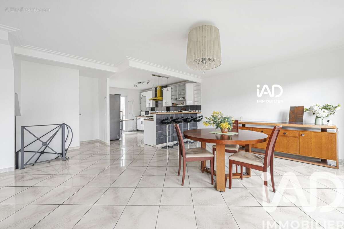 Photo 4 - Maison à LA GARENNE-COLOMBES