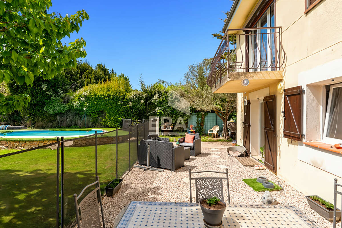 Maison à BOUC-BEL-AIR