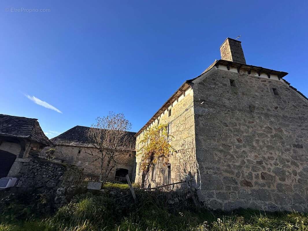 Maison à MONTEZIC