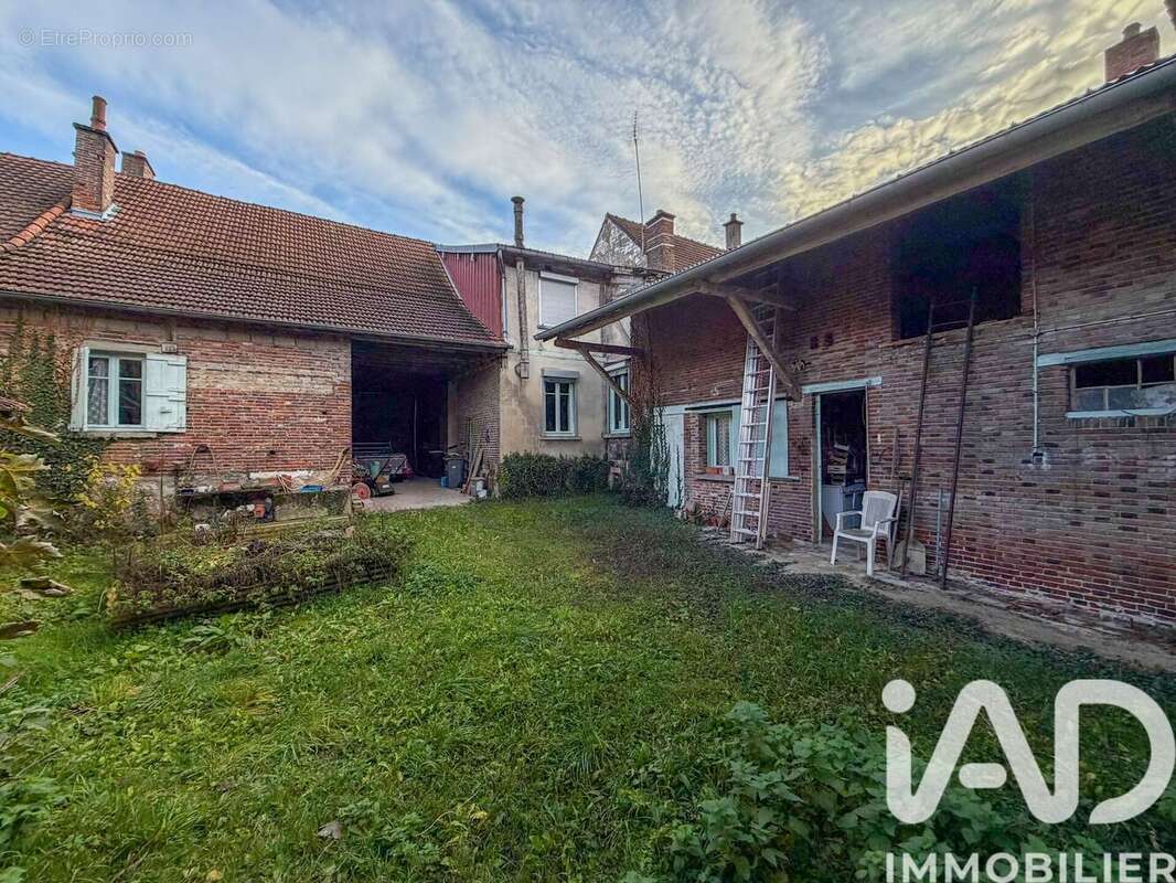 Photo 2 - Maison à FERE-CHAMPENOISE