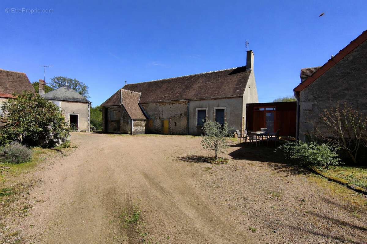 Ensemble immobilier en campagne ! - photo 2