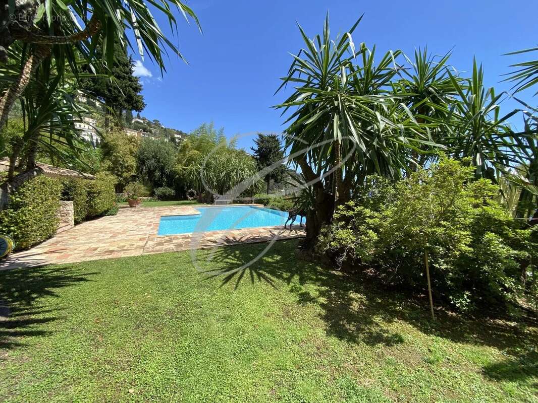 Maison à ROQUEBRUNE-CAP-MARTIN