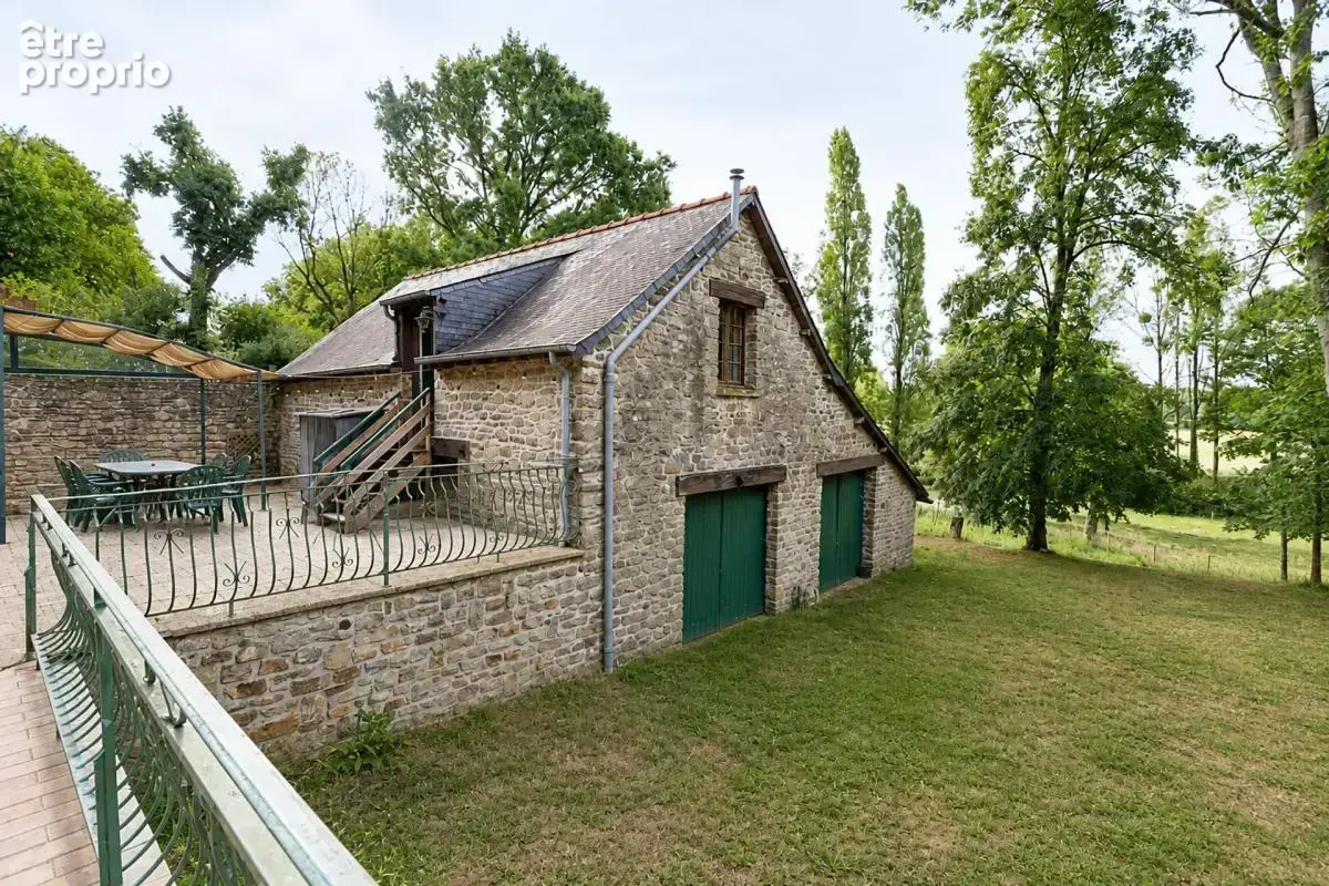 Maison de 9 pièces de 183 m² à Saint-Aubin-du-Cormier - photo 22
