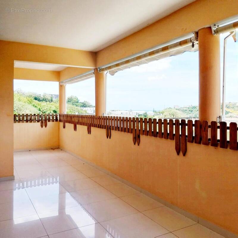 Photo 1 - Appartement à SCHOELCHER