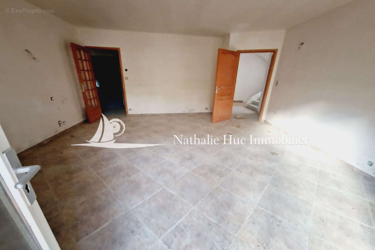Maison 300 m² à Amelie-Les-Bains-Palalda  - photo 4